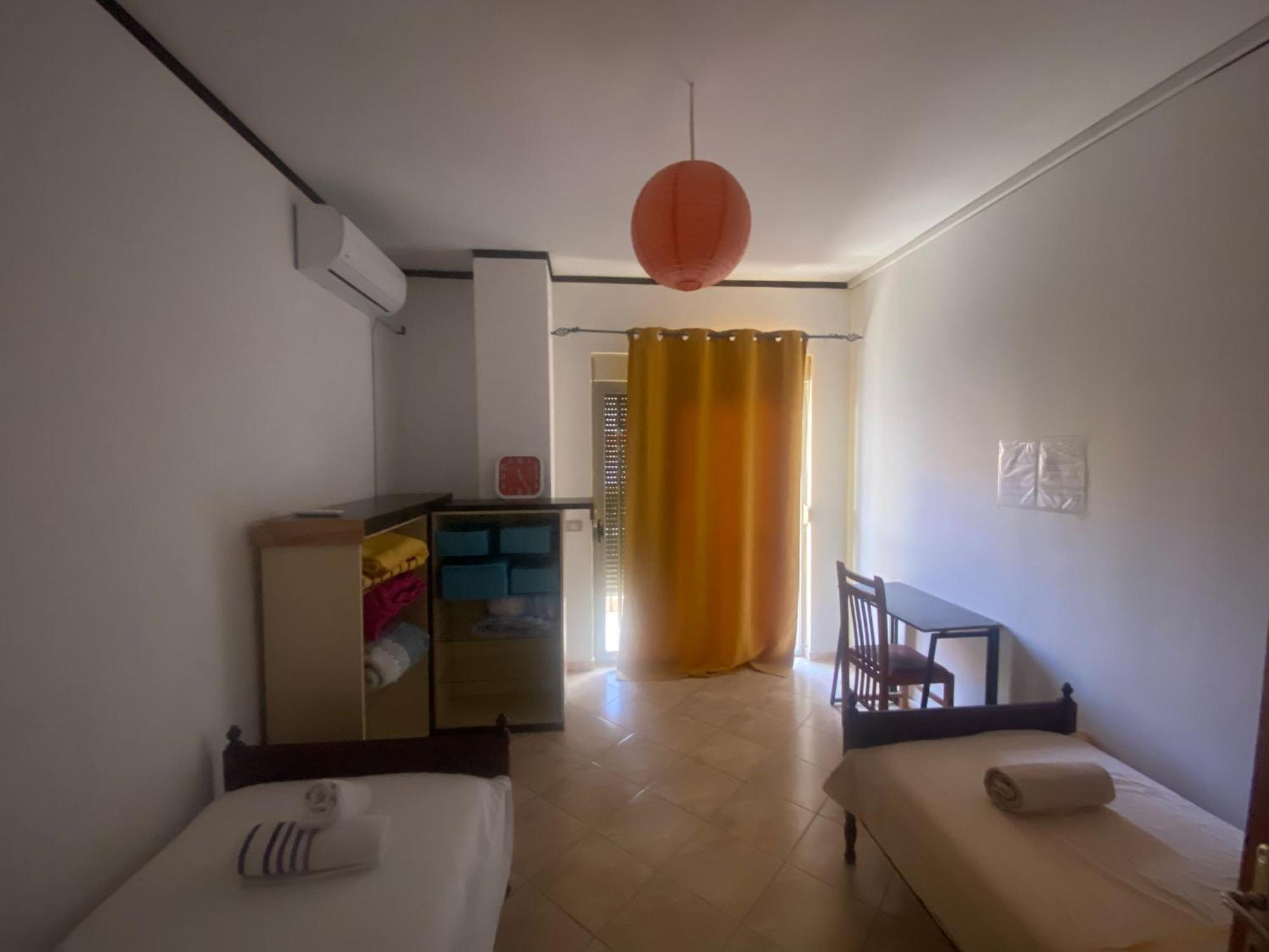 Yzberishti Home Sweet Home - Guest House מראה חיצוני תמונה