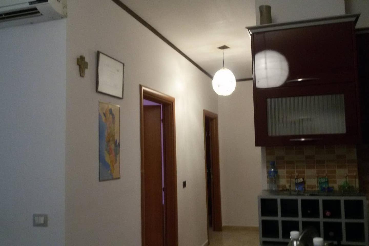 Yzberishti Home Sweet Home - Guest House מראה חיצוני תמונה
