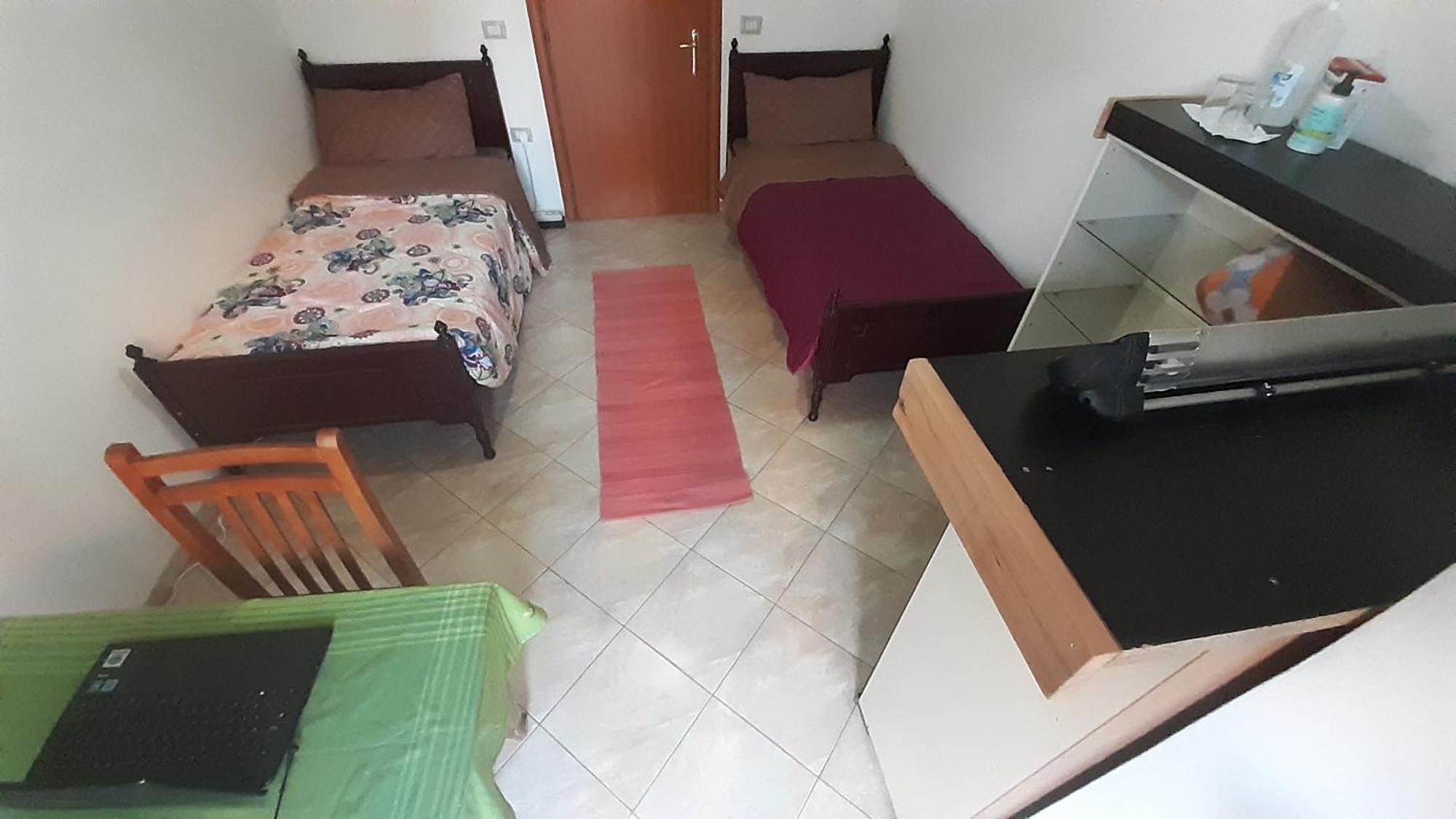 Yzberishti Home Sweet Home - Guest House חדר תמונה
