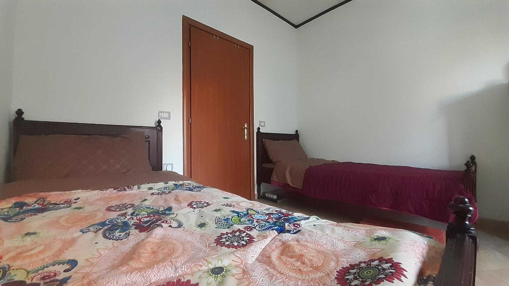 Yzberishti Home Sweet Home - Guest House חדר תמונה